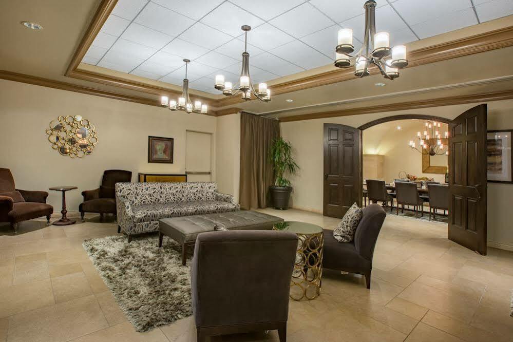 Hotel Crowne Plaza Orange County By Ihg Costa Mesa